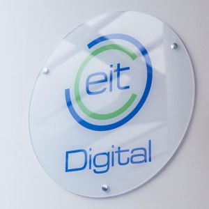 logo eit digital
