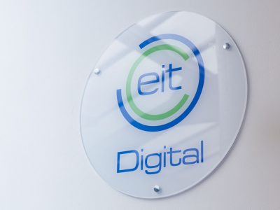 logo eit digital