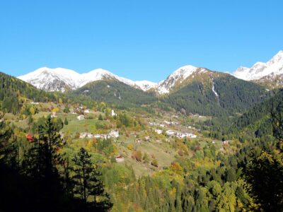 Panoramica di Palù del Fersina [ Foto Istituto culturale mòcheno]